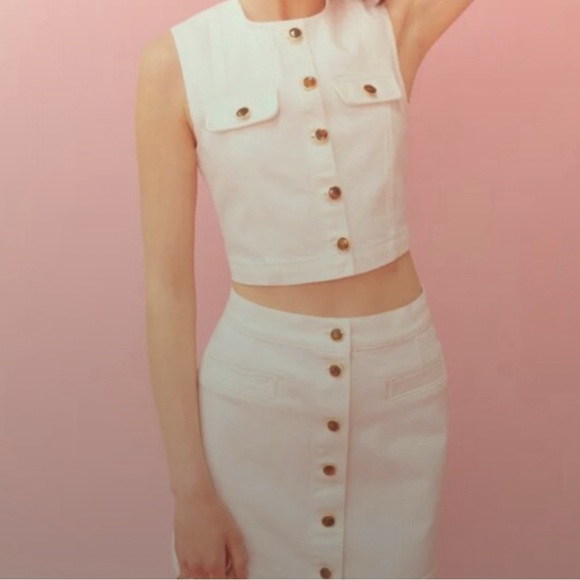 Reformation Cher Set 4 - Picture 2 of 2